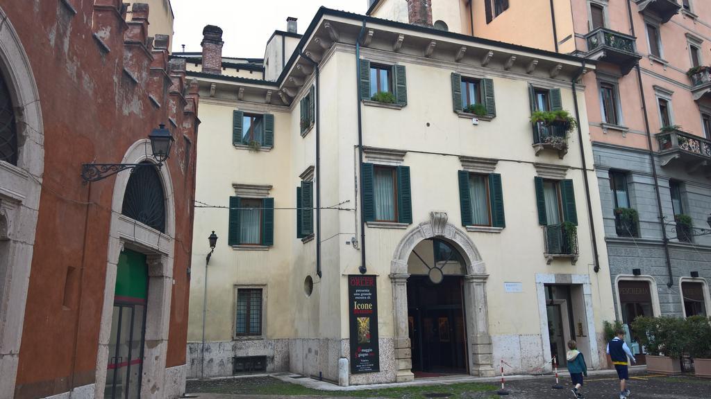 Casa Ferrari Appartamento Verona Sanificato Ozono 外观 照片